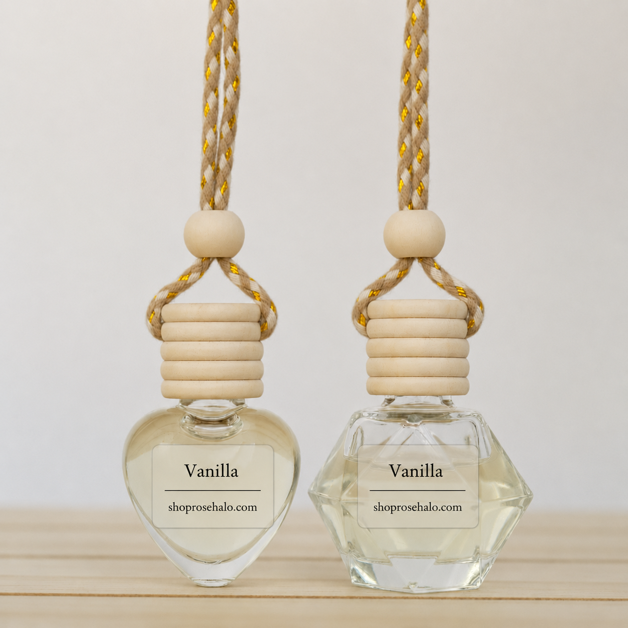 Hanging car air freshener - Vanilla
